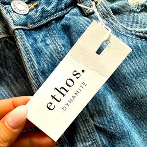 Dynamite Jean Shorts - Renee